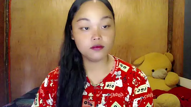 Snapshot of _Lylia chatting on October 10, 2025, 5:17 am  Lylia online show from October 10, 2025, 5:17 am