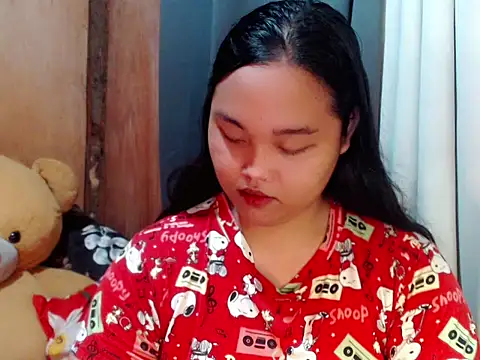  Lylia online show from November 24, 2025, 3:50 am