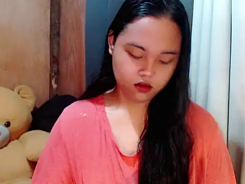  Lylia online show from November 29, 2025, 9:51 pm