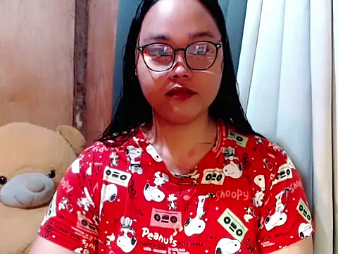  Lylia online show from February 2, 2026, 11:58 pm