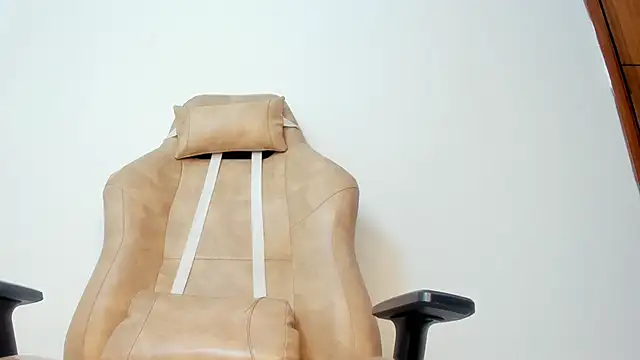 Snapshot of Kaidapunk chatting on February 6, 2026, 8:23 pm Kaidapunk online show from February 6, 2026, 8:23 pm