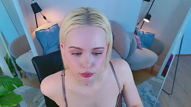 Mary Lane  online show from March 23, 2026, 9:35 am