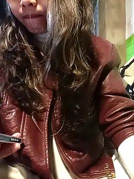 Venessa online show from March 17, 2026, 1:21 am