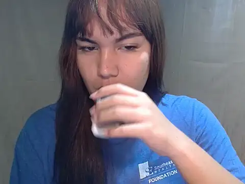 Enchantress Magdalena online show from April 1, 2026, 2:36 pm