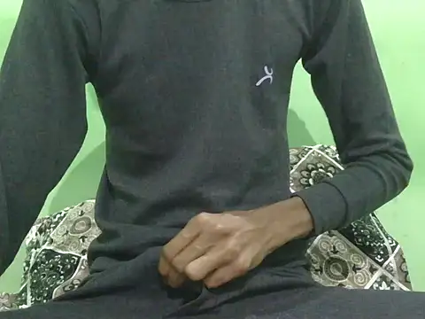 rockyy23boy online show from November 30, 2025, 3:21 am