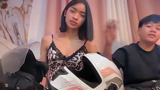 Yoursexy adriana online show from June 13, 2026, 11:19 am