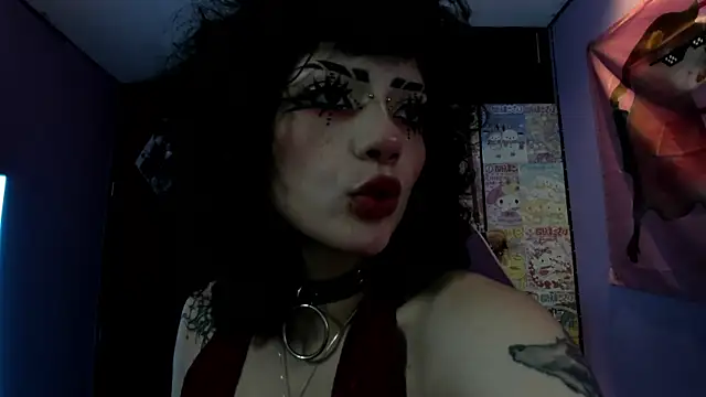 Snapshot of Vero_Osb_ chatting on July 12, 2026, 8:33 pm Vero Osb online show from July 12, 2026, 8:33 pm