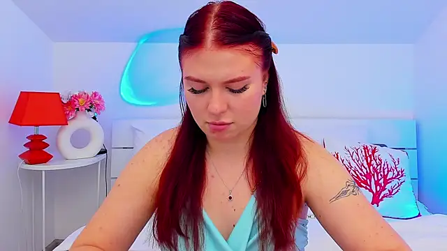 Snapshot of LizyBex chatting on June 4, 2026, 12:22 pm LizyBex online show from June 4, 2026, 12:22 pm
