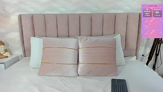  Im genesis  online show from October 5, 2025, 8:51 pm