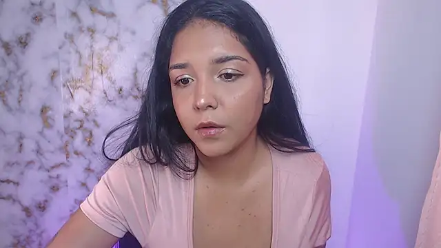 lincy honeyy online show from May 28, 2026, 2:58 pm