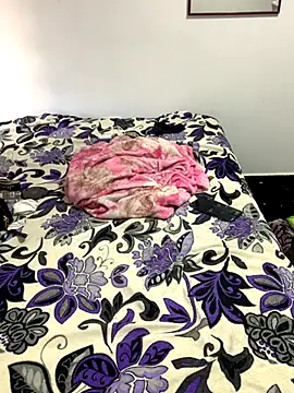 Velma star online show from September 13, 2025, 1:11 pm