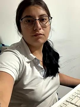 Velma star online show from September 19, 2025, 11:33 am