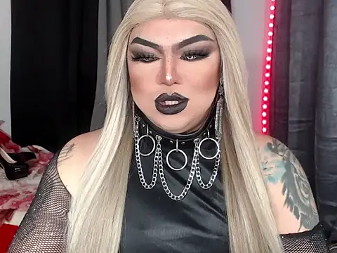 michellevixen922 online show from January 6, 2026, 5:27 pm