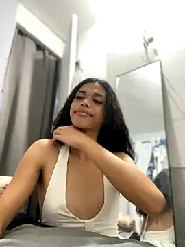 urcurlydiva online show from September 30, 2025, 8:52 am