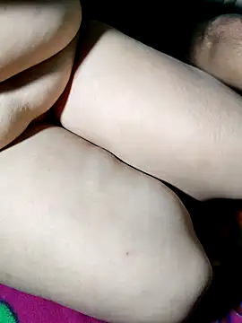 only-injoy online show from November 14, 2025, 4:28 pm