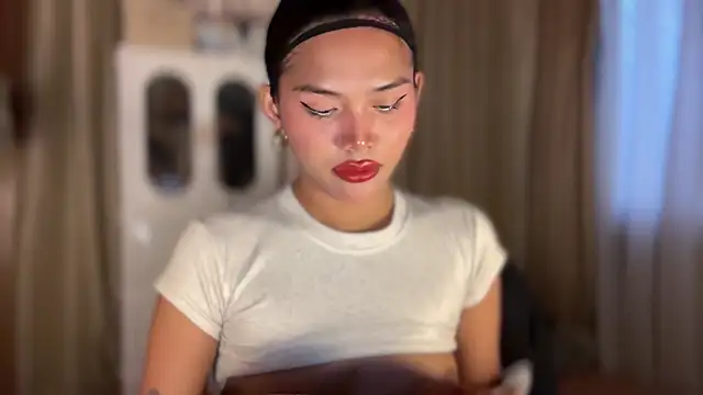 Yourbaby angelx online show from October 13, 2025, 6:35 am