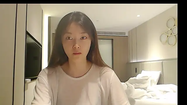Mimi-cnbaby online show from April 16, 2026, 3:07 am