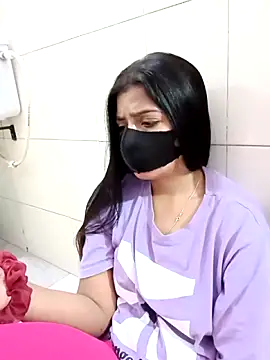 Snapshot of Hot_Jaanvi_ chatting on October 22, 2025, 5:52 am Hot Jaanvi online show from October 22, 2025, 5:52 am