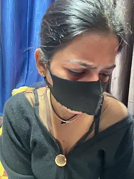 Hot Jaanvi  online show from February 11, 2026, 3:11 am