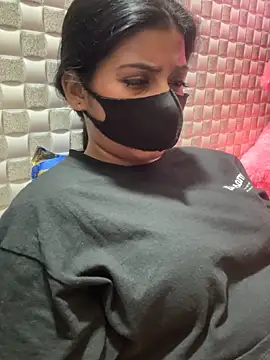 Hot Jaanvi  online show from March 23, 2026, 3:38 pm