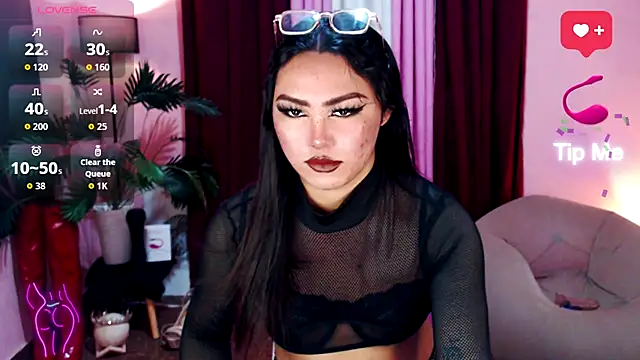 Unique Maya online show from September 11, 2025, 7:08 am