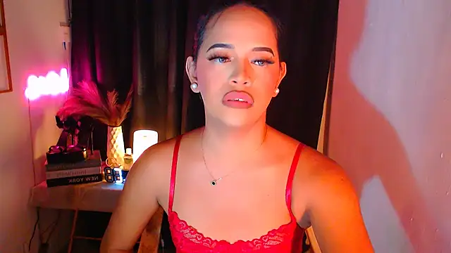 Lorainnelustts online show from November 29, 2025, 10:18 am