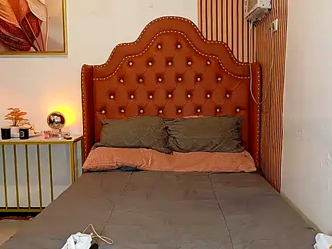 ur little secret online show from January 8, 2026, 5:21 am