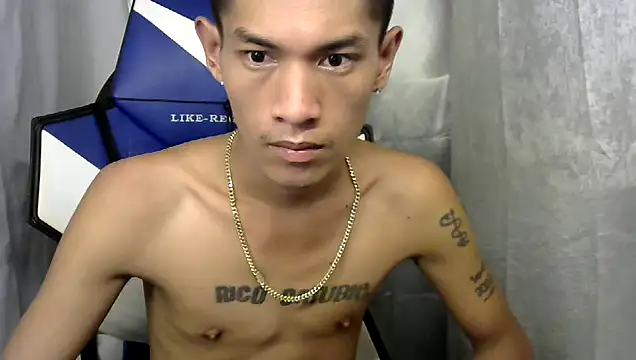 Snapshot of riks_tyler chatting on September 14, 2025, 12:15 pm riks tyler online show from September 14, 2025, 12:15 pm