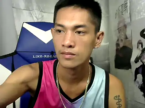 Snapshot of riks_tyler chatting on September 15, 2025, 1:44 pm riks tyler online show from September 15, 2025, 1:44 pm