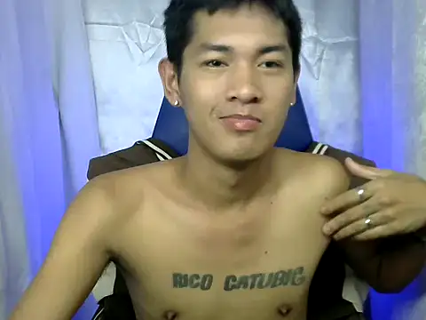 Snapshot of riks_tyler chatting on October 16, 2025, 5:41 am riks tyler online show from October 16, 2025, 5:41 am