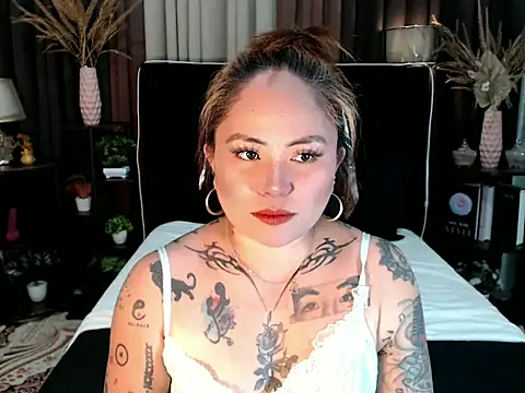 EstellaStarXxx online show from April 10, 2026, 12:32 pm