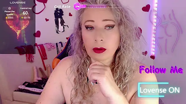 sofiacurvy 45 online show from October 5, 2025, 6:50 pm