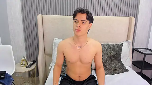 BenitoSaenz online show from September 12, 2025, 11:54 am