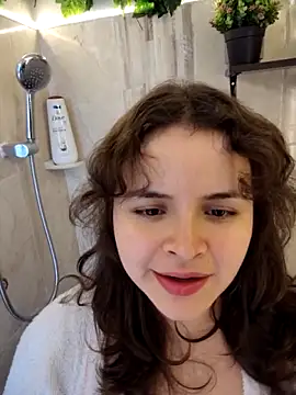 SeleneLuminari8 online show from February 6, 2026, 5:38 pm