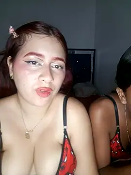 Chloe Sky love online show from April 17, 2026, 2:36 am