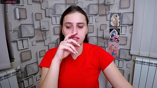 AmandaDimond  online show from December 2, 2025, 10:42 am