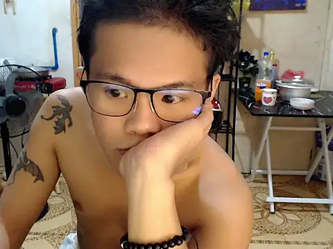 twink asianbunny online show from March 3, 2026, 6:58 pm