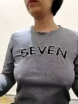 love sexy090 online show from February 20, 2026, 1:02 am