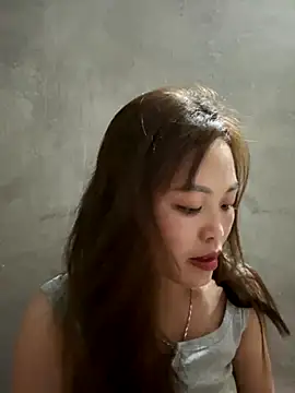 MychuSweet online show from November 16, 2025, 1:17 pm