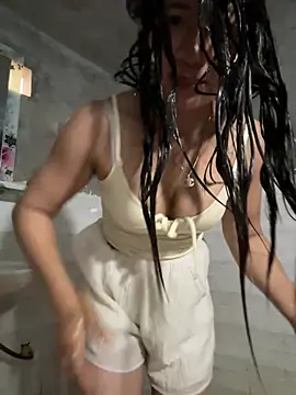 ThiHa003 online show from March 30, 2026, 11:39 pm