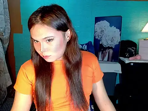 Sasha Faux09 online show from October 8, 2025, 4:15 pm