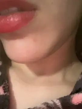 Mimisixo online show from February 14, 2026, 11:01 pm