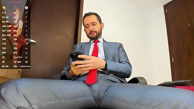 Snapshot of KarlBoss1 chatting on September 22, 2025, 11:01 am KarlBoss1 online show from September 22, 2025, 11:01 am