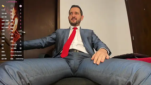 Snapshot of KarlBoss1 chatting on October 12, 2025, 3:55 pm KarlBoss1 online show from October 12, 2025, 3:55 pm