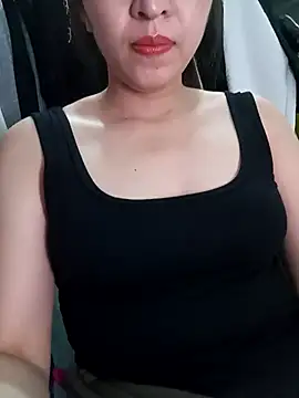 Ariana-Vy online show from November 18, 2025, 12:05 am