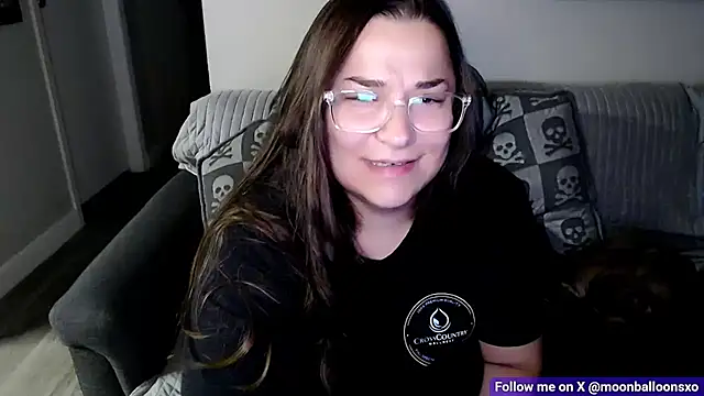 MoonBalloons online show from November 2, 2025, 3:42 am