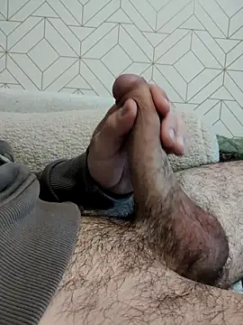 boy8540 online show from February 11, 2026, 9:36 am