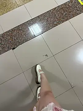 Meii-meyy online show from December 13, 2025, 8:14 pm