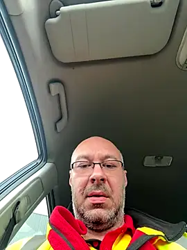 Snapshot of annubis69 chatting on October 8, 2025, 9:29 am annubis69 online show from October 8, 2025, 9:29 am