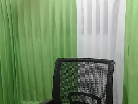 Snapshot of Slutty_baby19 chatting on March 14, 2026, 10:10 am Slutty baby19 online show from March 14, 2026, 10:10 am